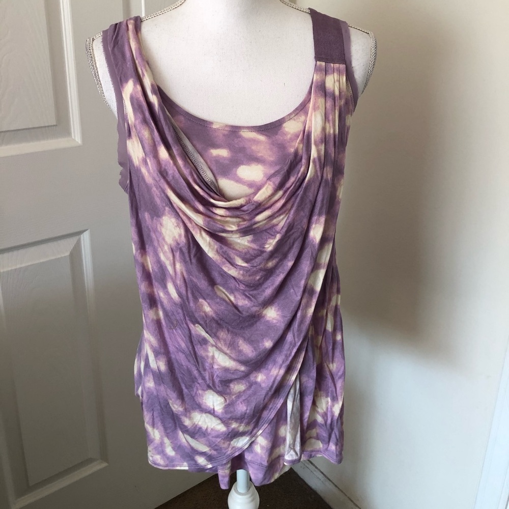 NWT Simply Vera Top